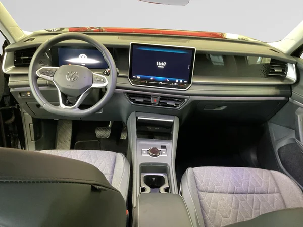 VOLKSWAGEN Tayron (2025) — foto 2 van 21