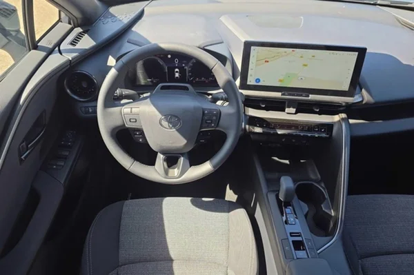 Toyota C-HR Hybrid (HEV) (2026) — foto 5 van 27