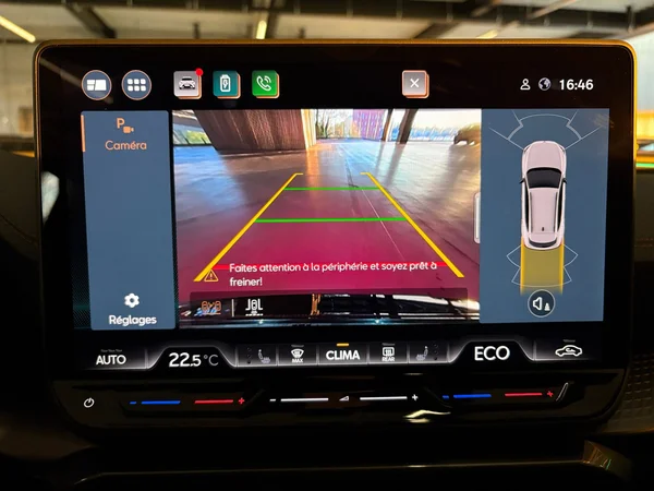 CUPRA Formentor e-Hybrid (PHEV) (2025) — foto 15 van 24