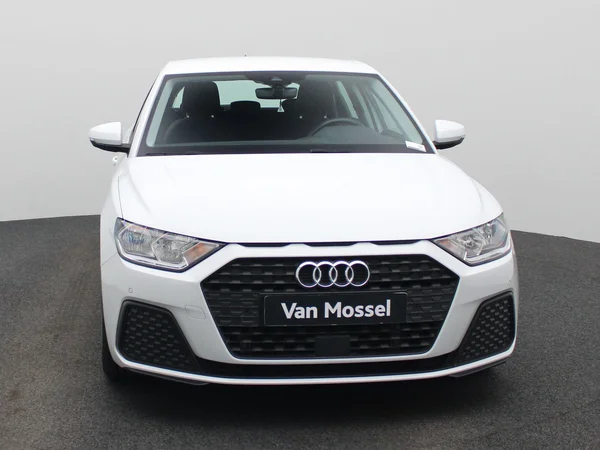 Audi A1 Sportback (2023) — foto 23 van 41