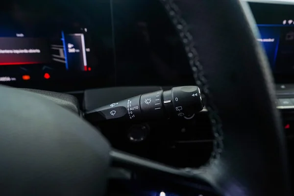 Opel Astra (2023) — foto 11 van 61