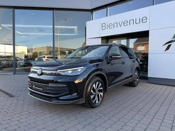 Volkswagen Tiguan f18d2765-aa8f-4bc9-889e-5167ed14fdb2