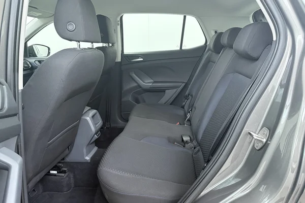 Volkswagen T-Cross (2021) — foto 18 van 19