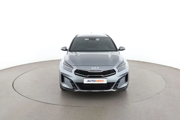 Kia XCeed (2022) — foto 15 van 16