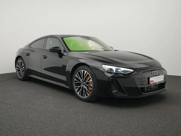AUDI S e-tron GT (2024) — foto 23 van 35