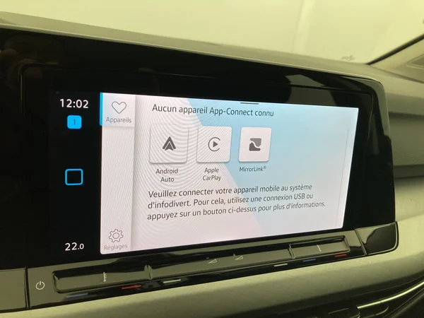 VOLKSWAGEN Golf VIII (2020) — foto 21 van 36