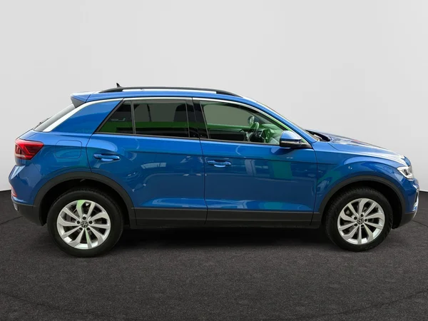 VOLKSWAGEN T-Roc (2024) — foto 12 van 24