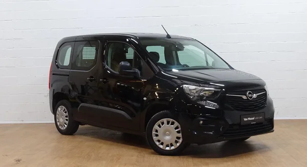 Opel Combo (2023) — foto 12 van 27