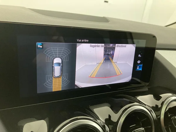 MERCEDES-BENZ B 180 (2022) — foto 11 van 36