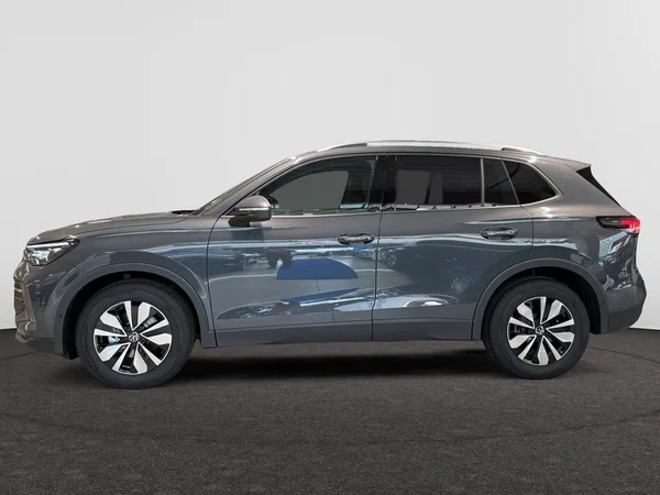 VOLKSWAGEN Tiguan (2026) — foto 17 van 21