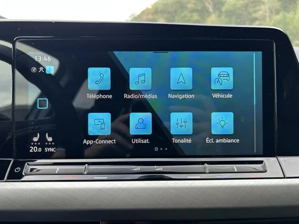 VOLKSWAGEN Golf VIII Dsl (2023) — foto 20 van 35