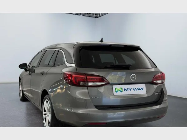 Opel Astra Sports Tourer (2019) — foto 22 van 25