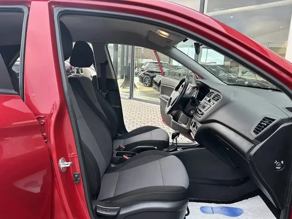 Hyundai I20 (2017) — foto 3 van 16