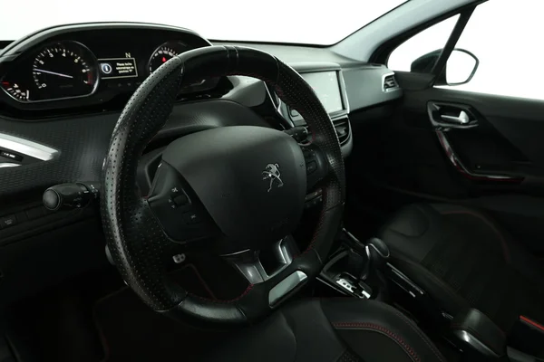 Peugeot 2008 (2008) — foto 2 van 16