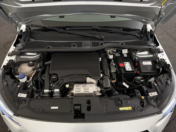 OPEL Corsa (2023) — foto 6 van 26