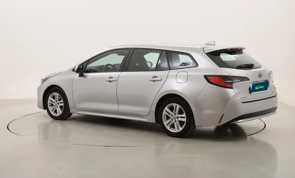 Toyota Corolla SW Hybrid (HEV) (2022) — foto 23 van 35
