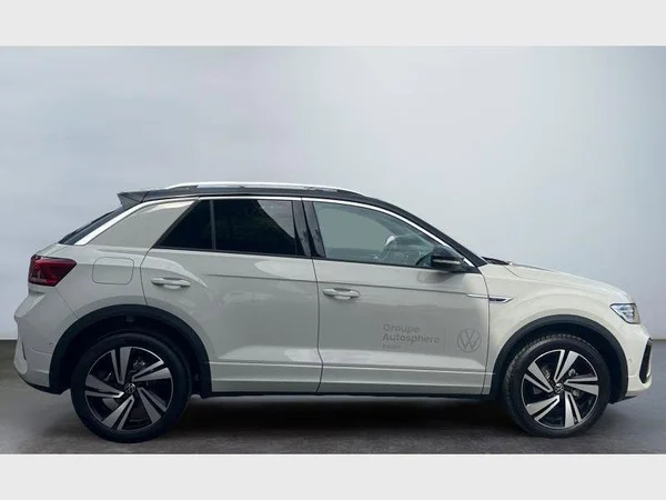 Volkswagen T-Roc (2025) — foto 23 van 25