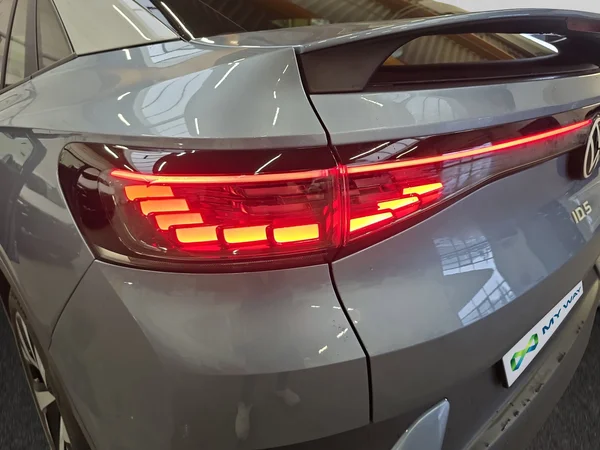 VOLKSWAGEN ID.5 (2024) — foto 14 van 24
