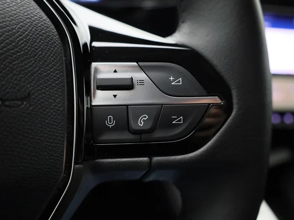 Peugeot 308 (2023) — foto 8 van 44