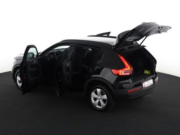 VOLVO XC40 (2021) — foto 28 van 29