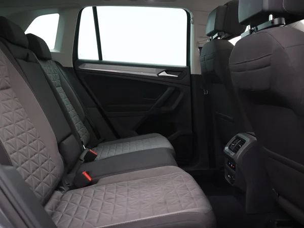 VOLKSWAGEN Tiguan eHybrid (PHEV) (2022) — foto 25 van 29