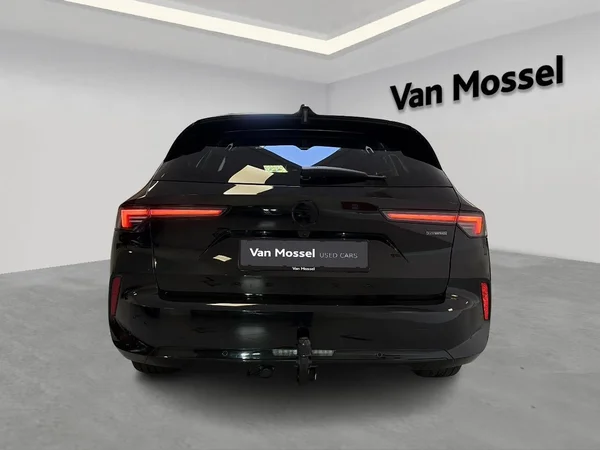 Opel Astra (2023) — foto 20 van 26