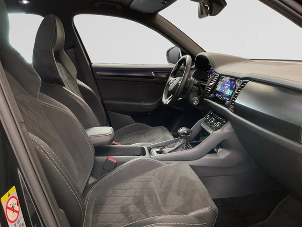 SKODA Kodiaq (2024) — foto 8 van 22