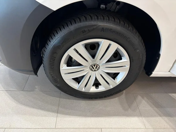 VOLKSWAGEN Caddy Van (2025) — foto 16 van 24