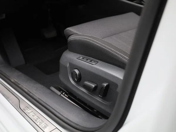 Škoda Superb (2022) — foto 31 van 47