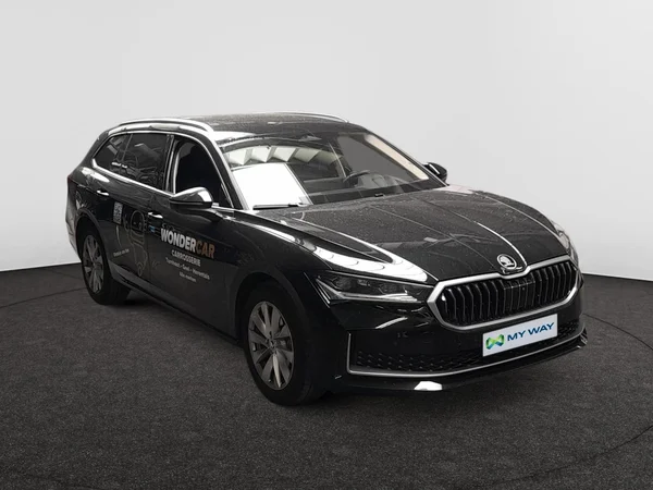 SKODA Superb Combi (2025) — foto 19 van 23