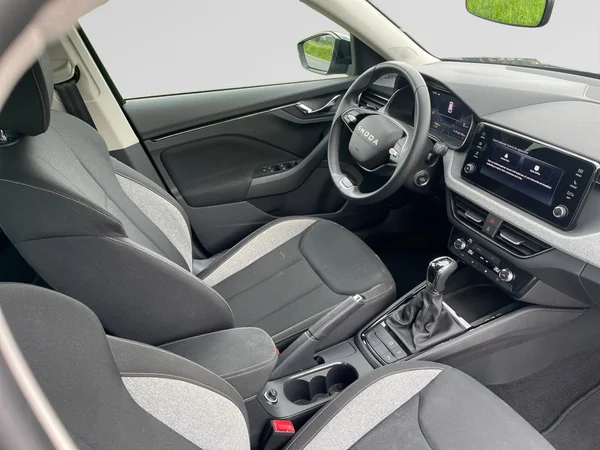 SKODA Kamiq (2025) — foto 18 van 24