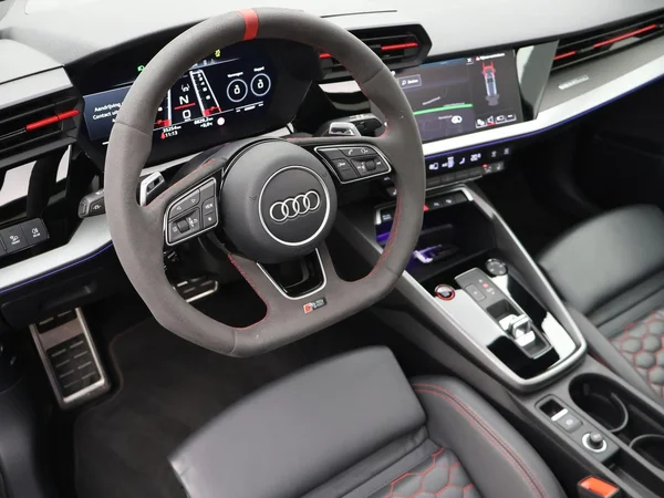 AUDI RS3 Sportback (2025) — foto 23 van 26