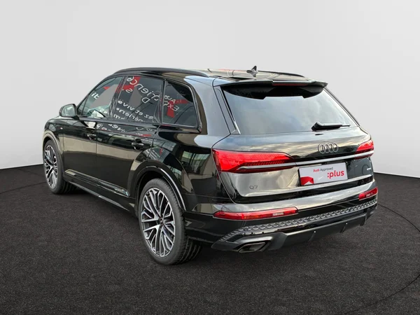 AUDI Q7 (2025) — foto 18 van 23
