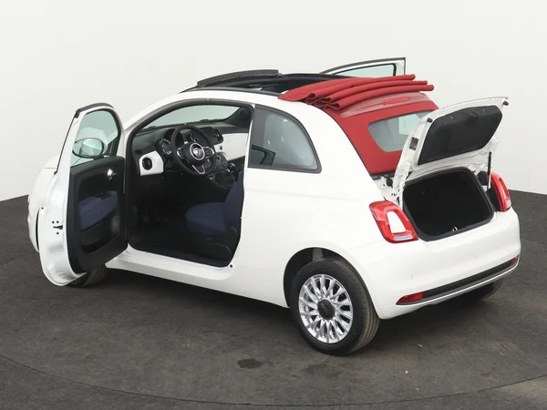 FIAT 500C (2022) — foto 25 van 26