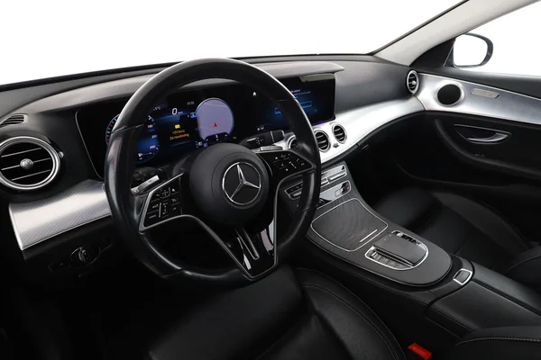 Mercedes-Benz E-Klasse (2022) — foto 2 van 16