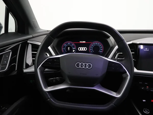 AUDI Q4 Sportback e-tron (2022) — foto 23 van 25
