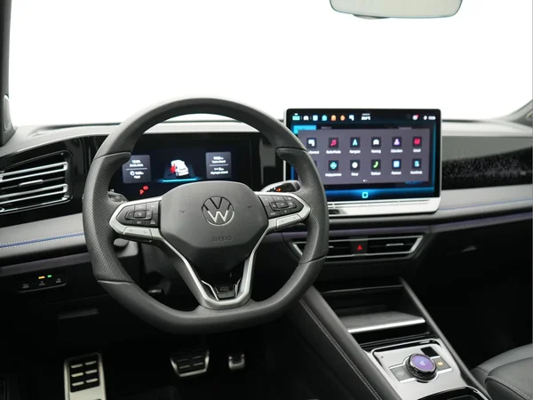 VOLKSWAGEN Tiguan eHybrid (PHEV) (2025) — foto 8 van 41