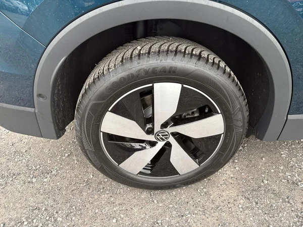 VOLKSWAGEN Tiguan (2026) — foto 15 van 24