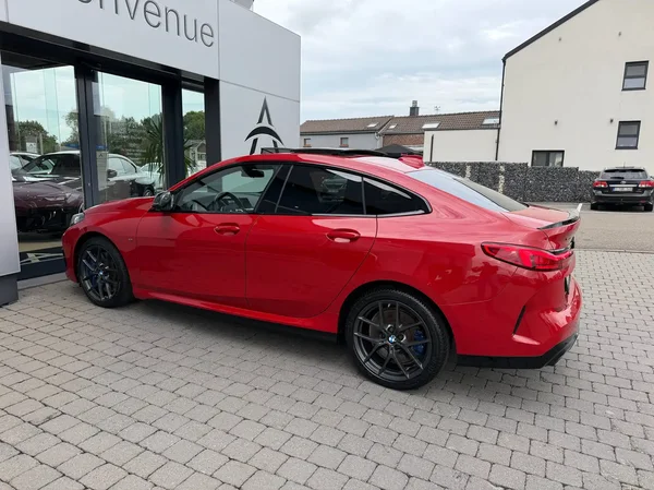 Bmw 235 (2022) — foto 22 van 30
