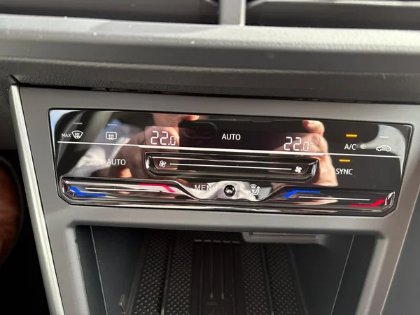 VOLKSWAGEN Polo (2026) — foto 7 van 24