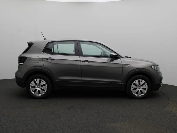 VOLKSWAGEN T-Cross (2020) — foto 13 van 16