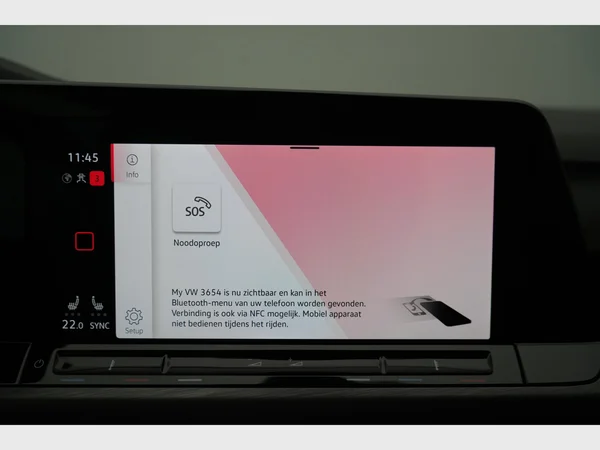 VOLKSWAGEN Golf VIII eHybrid (PHEV) (2020) — foto 26 van 31
