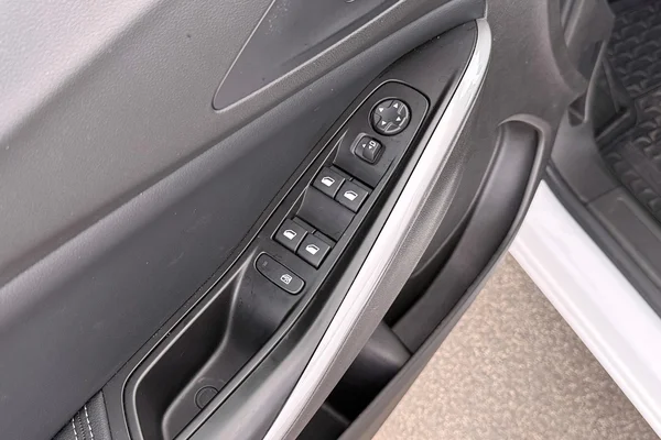 Opel Grandland (2024) — foto 15 van 28
