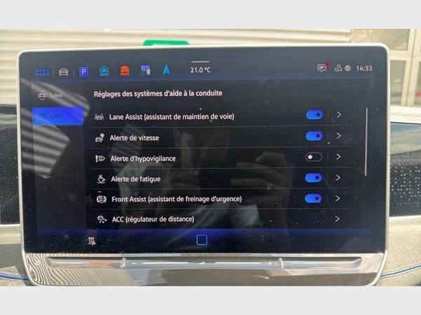 Volkswagen Passat Variant eHybrid (2026) — foto 13 van 30