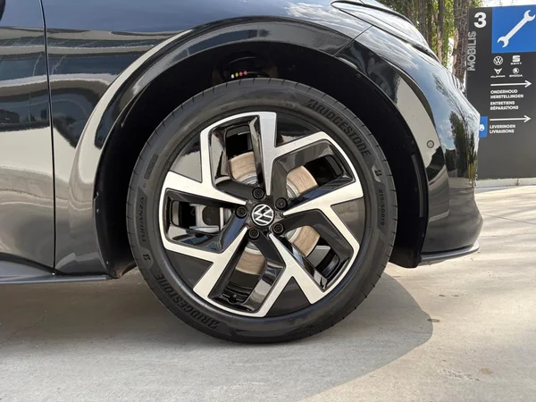 VOLKSWAGEN ID.3 Neo (2026) — foto 6 van 24