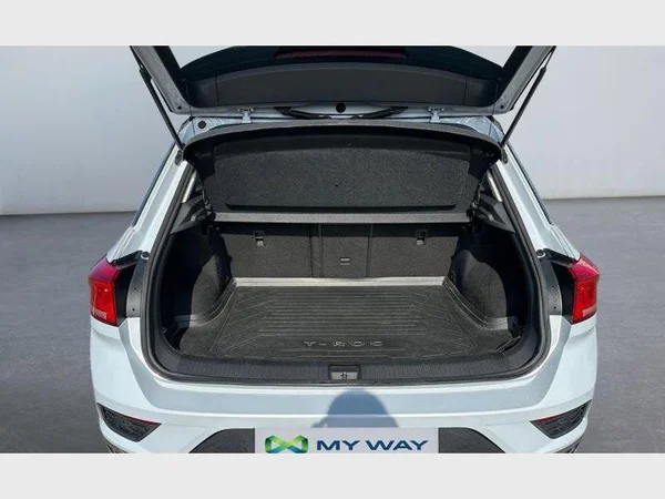 Volkswagen T-Roc (2019) — foto 24 van 26