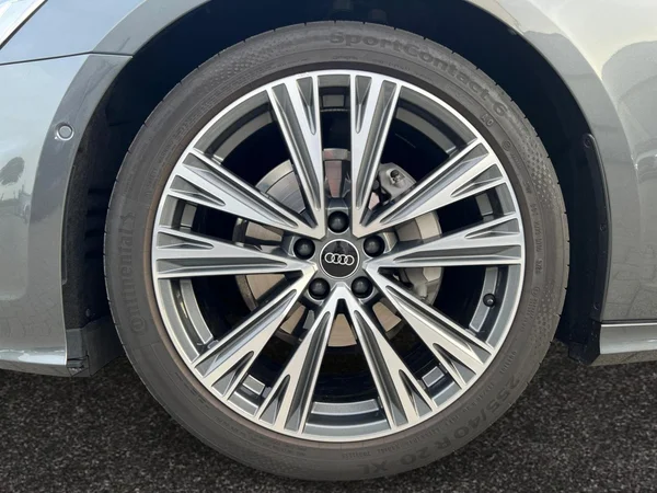 AUDI A6 Avant (2025) — foto 8 van 21