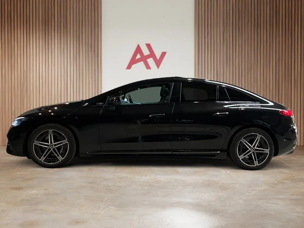 Mercedes-Benz EQE-350 (2022) — foto 2 van 29
