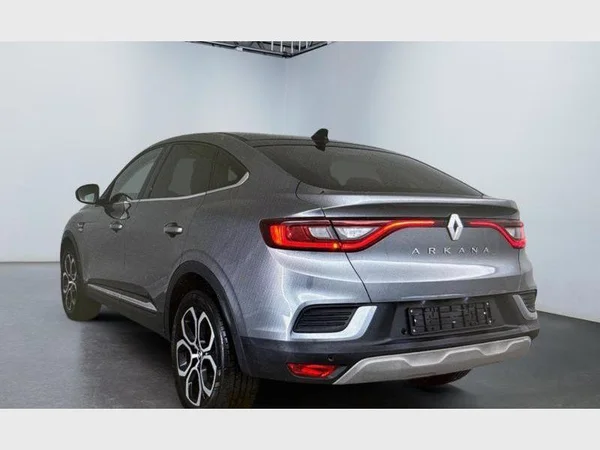 Renault Arkana (2023) — foto 13 van 15