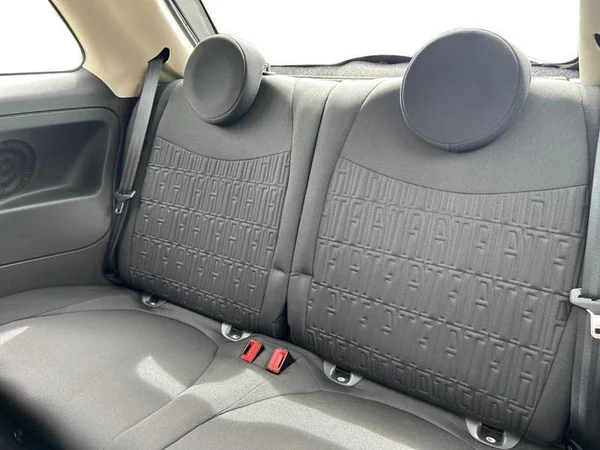FIAT 500 (2023) — foto 4 van 31